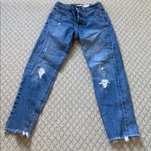 straight leg levi’s jeans